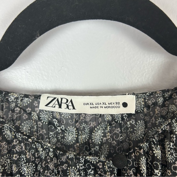 Zara Sheer Metallic Black Buttoned Long Sleeve Blouse Size XL - Picture 3 of 9